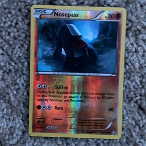 Nosepass- shiny Pokémon card
